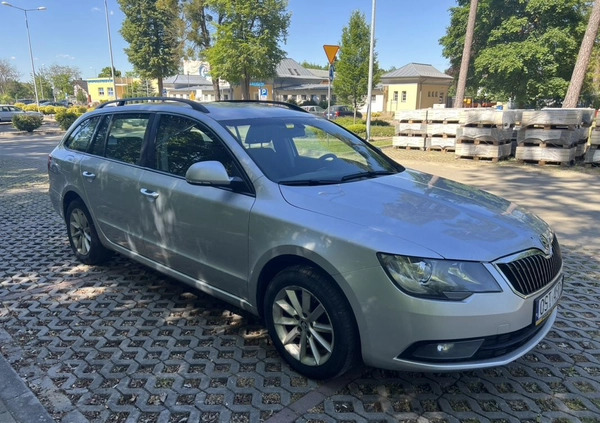 Skoda Superb cena 29900 przebieg: 318200, rok produkcji 2013 z Ożarów Mazowiecki małe 46